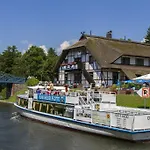 & Restaurant Lenzer Krug Otel Malchow (Mecklenburg-Vorpommern)