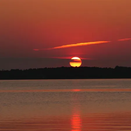 & Restaurant Lenzer Krug 3*