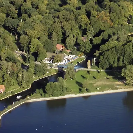 & Restaurant Lenzer Krug 3* Malchow