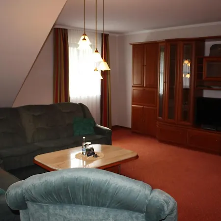 Szálloda & Restaurant Lenzer Krug Malchow