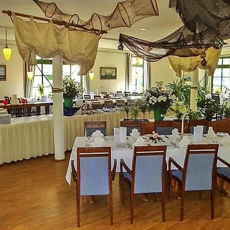 & Restaurant Lenzer Krug Hotel 3*