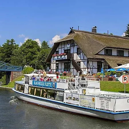 & Restaurant Lenzer Krug Hotel 3*