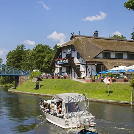 & Restaurant Lenzer Krug Szálloda Malchow